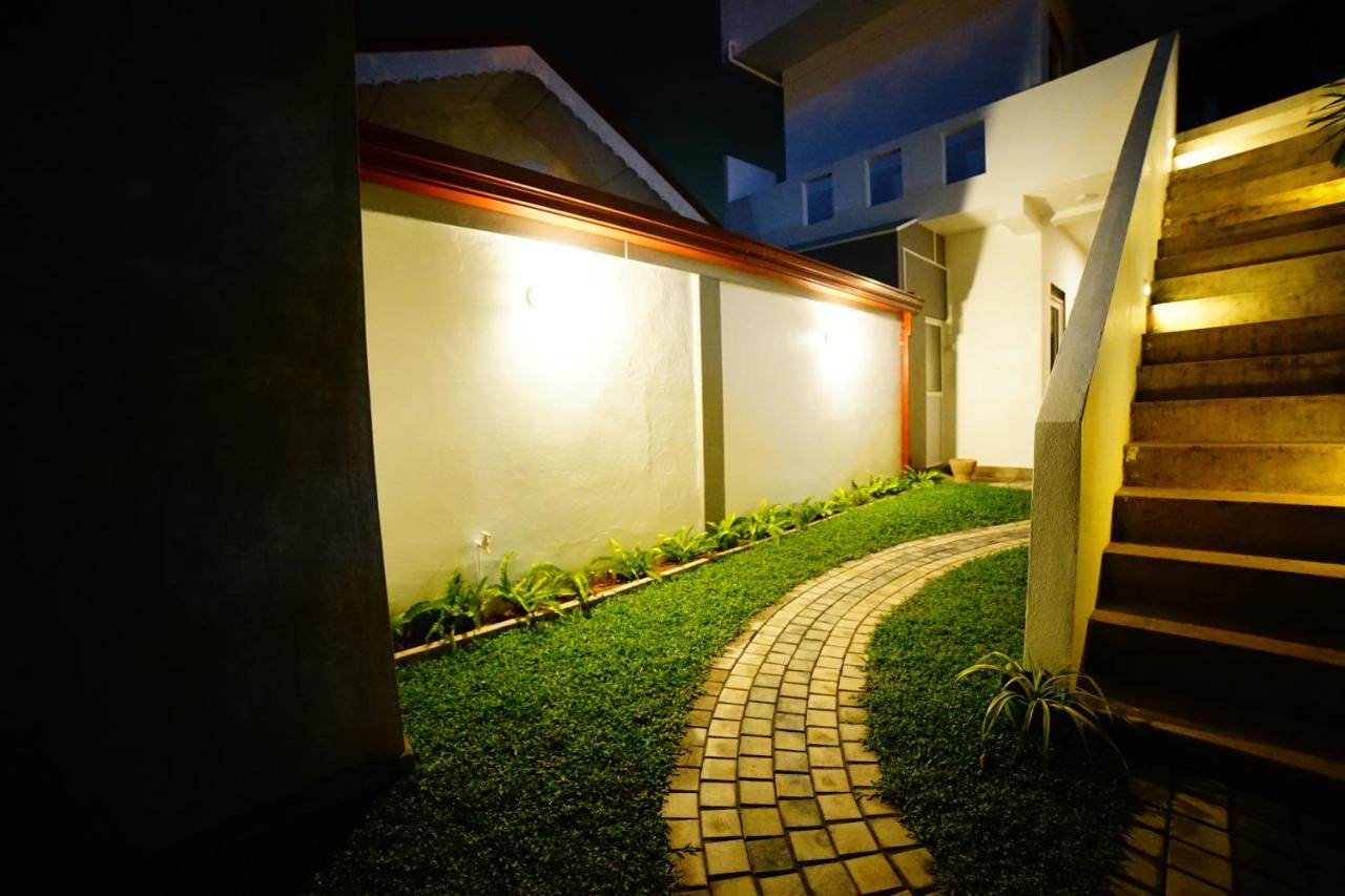 Island Life Otel Negombo Dış mekan fotoğraf