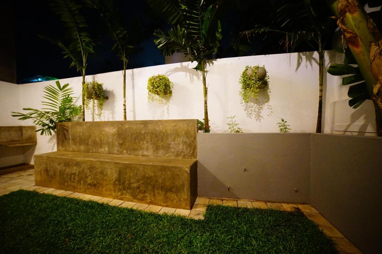 Island Life Otel Negombo Dış mekan fotoğraf